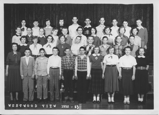 Westwood View 8th Grade Class -- 1952-53
Top row (L to R): Pat Simmons, Elizabeth Gandy, Judy Bilger, Nancy Fordyce, Bill Elstun, Pete Lorenz, Dave Liljestrand, Bill Robards, Larry Nichols, Bob Kroenert.
Third Row (L to R): Jim Wright, Homer Laird, Stev